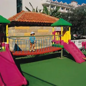 Club Pineta *** Armutalan