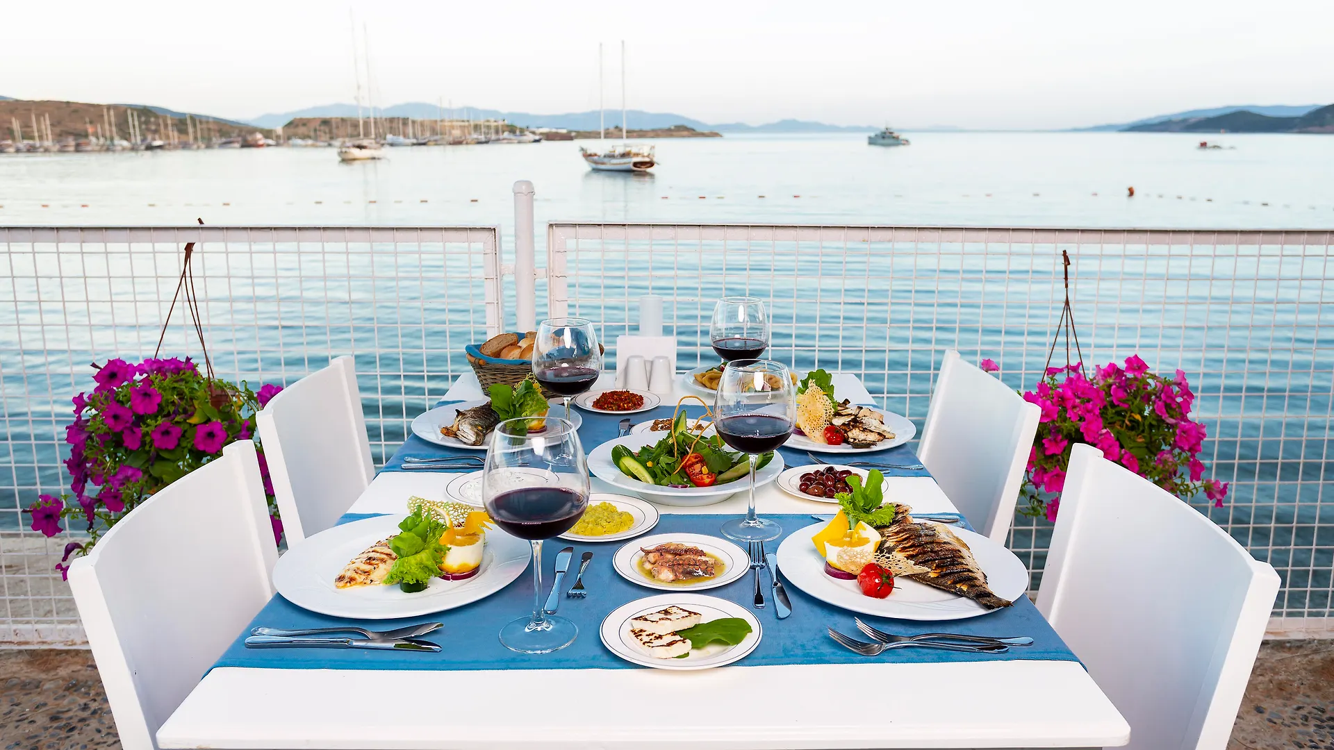 Royal Asarlik Beach Hotel Gümbet 5*,